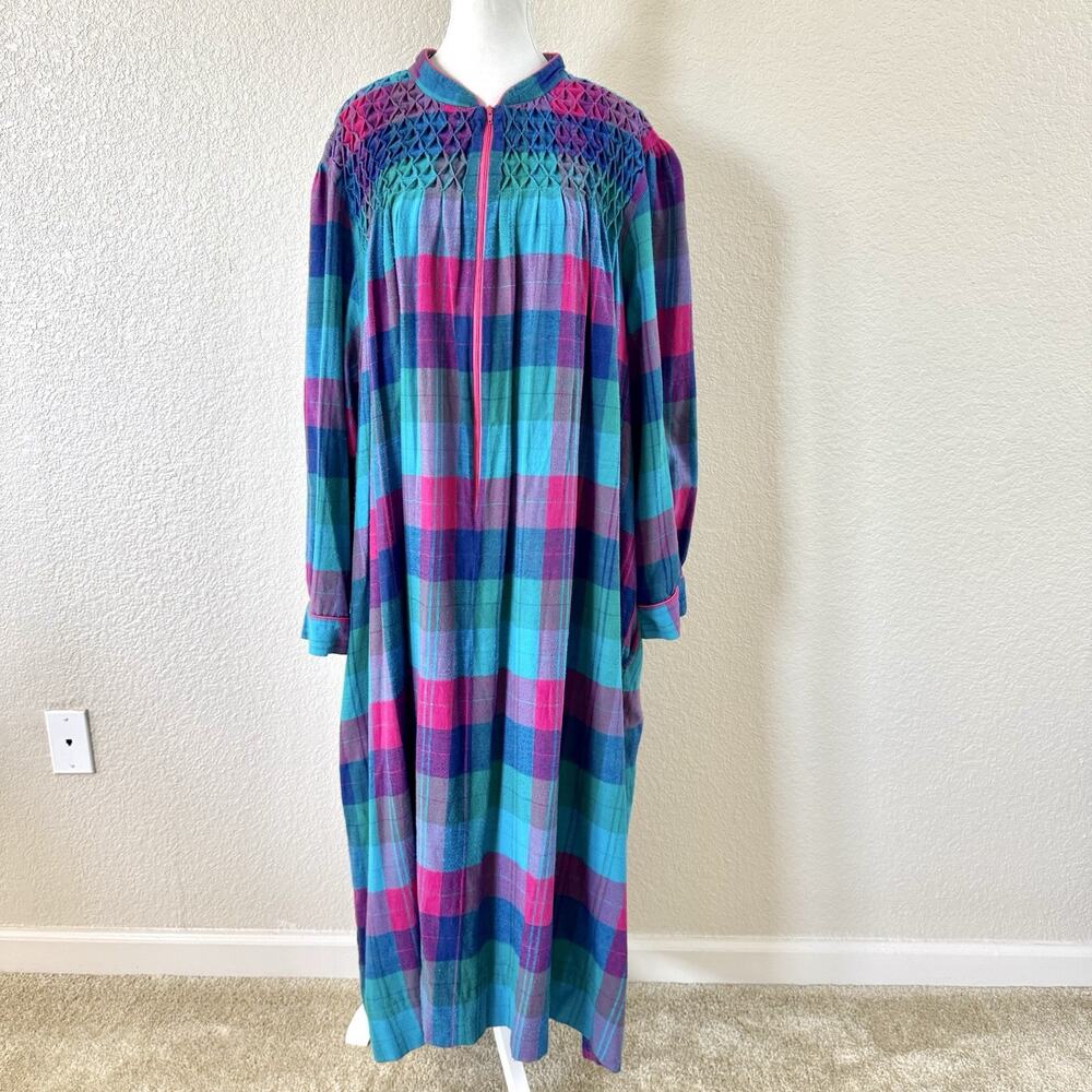 Vintage Saybury 3X Plaid Smocked Robe House Dress Zip Front Pockets Teal Pink